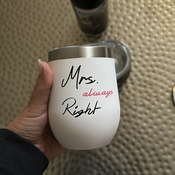 Mrs always right and Mr right wine tumblers - Picture 6 of 7
